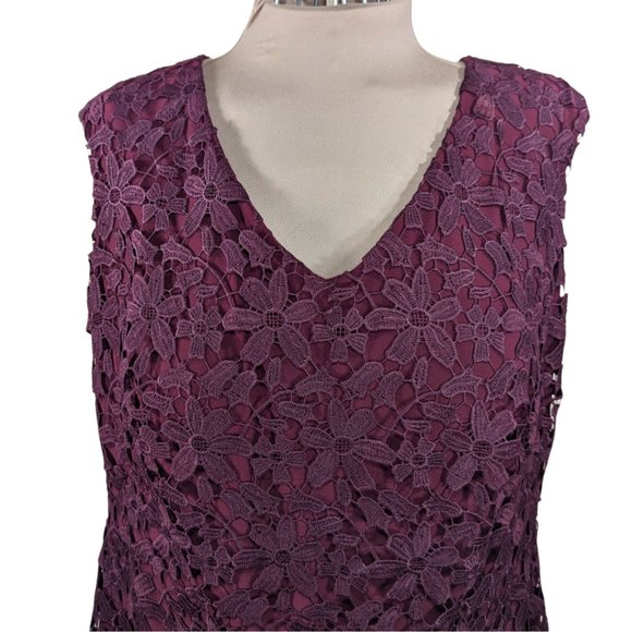Ralph Lauren Size 14W Burgundy Floral Lace Sleeveless Pencil Dress - Picture 5 of 10